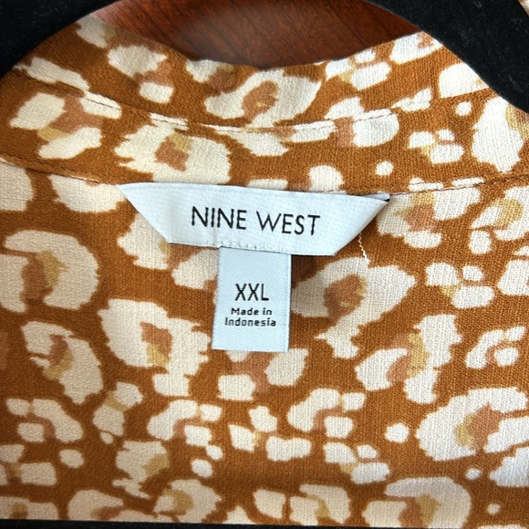 Women’s Lot of Dress Blouses NEW OR LIKE NEW. Size XL/1X/XXL - Picture 3 of 16